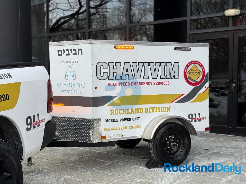 TR-R02 Mobile Power Unit — EV Charger